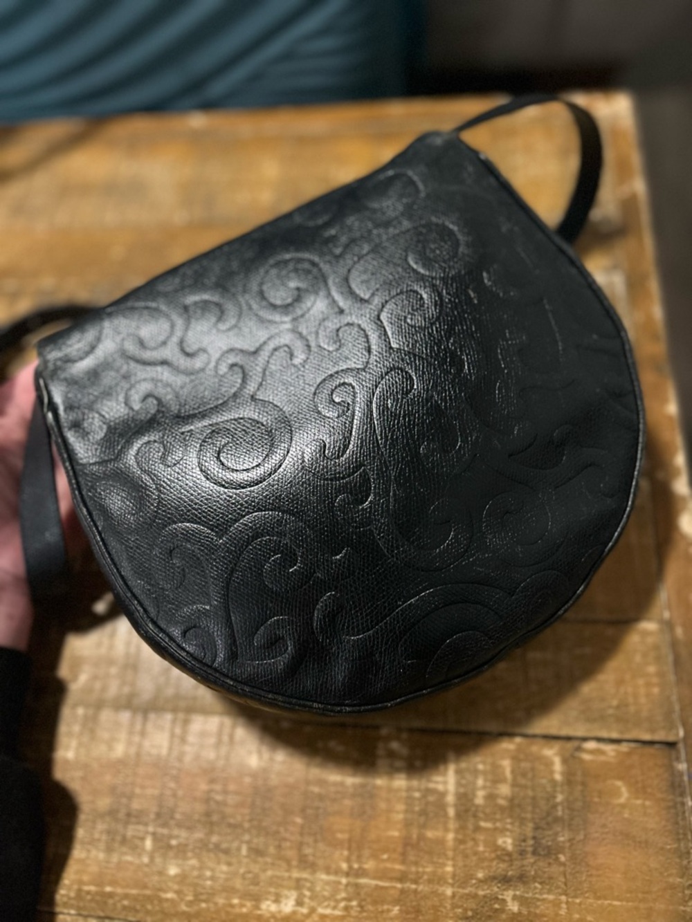 Saint Laurent Black Embossed Leather Crossbody Bag RARE VINTAGE 100% Authentic - Picture 2 of 15